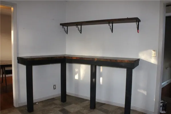 $299,000 | 3 Country Club Terrace, Lexington, MO 64067