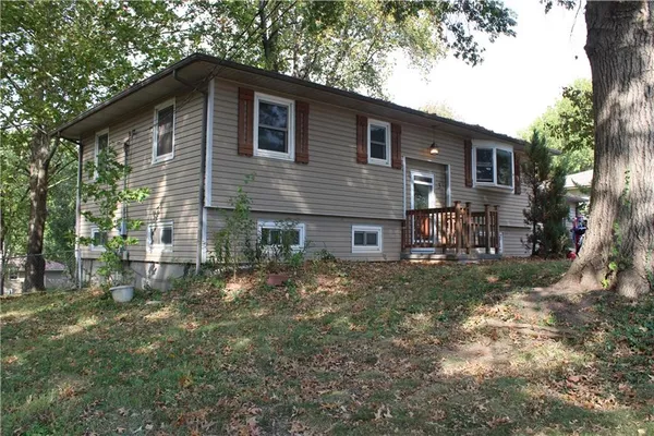 $299,000 | 3 Country Club Terrace, Lexington, MO 64067