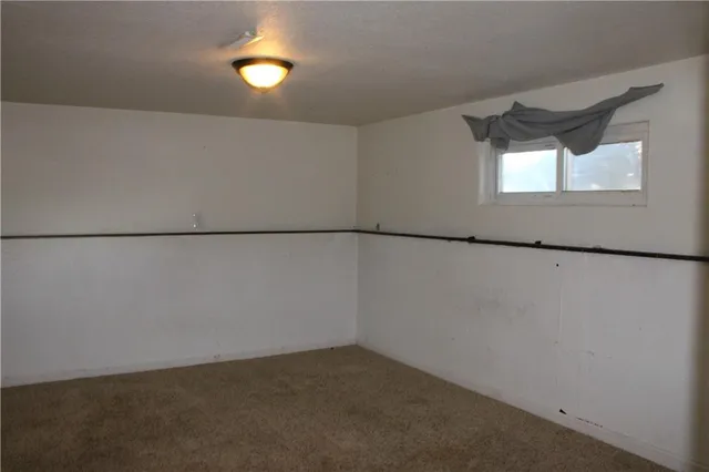 $299,000 | 3 Country Club Terrace, Lexington, MO 64067