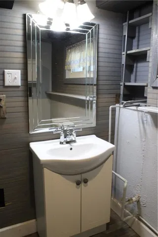 $299,000 | 3 Country Club Terrace, Lexington, MO 64067