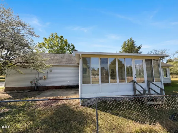 $320,000 | 3209 County Line Road, Fayetteville, NC 28306