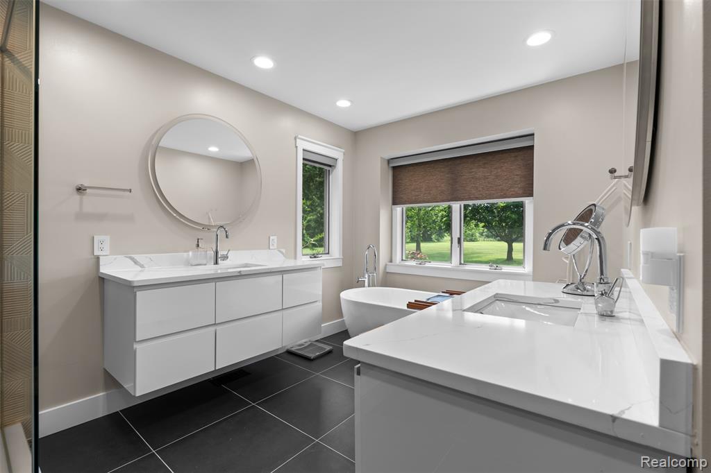 55550 Lee Road New Hudson, MI 48165 - Photo 37 of 87 Gallery Image 37