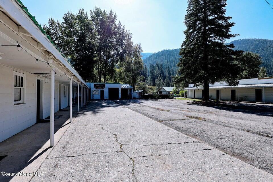 201 River Street Mullan, ID 83846 - Photo 3 of 46 Ample Parking