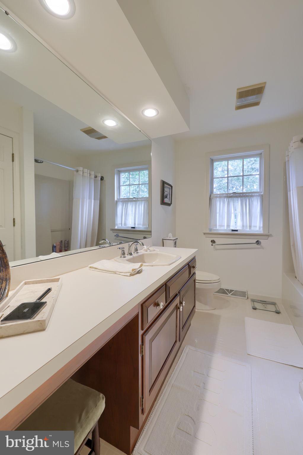 1 Warren Circle Lititz, PA 17543 - Photo 32 of 67 Gallery Image 32