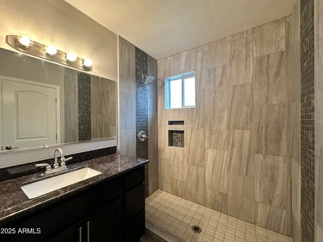 $2,350 | 1802 East Hubbell Street, Phoenix, AZ 85006