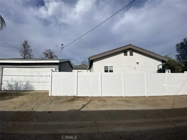 $3,795 | 23236 Vanowen Street, West Hills, CA 91307
