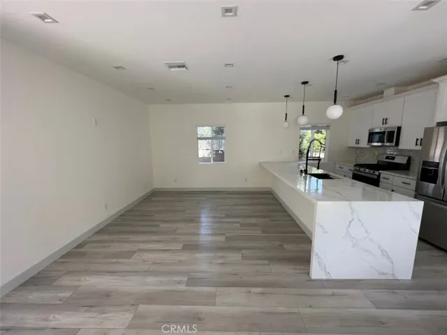 $3,795 | 23236 Vanowen Street, West Hills, CA 91307