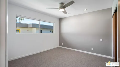 $549,900 | 588 East San Lorenzo Road, Unit 202, Palm Springs, CA 92264