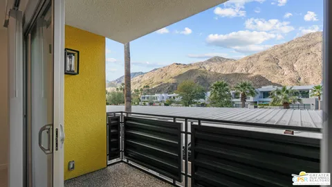 $549,900 | 588 East San Lorenzo Road, Unit 202, Palm Springs, CA 92264