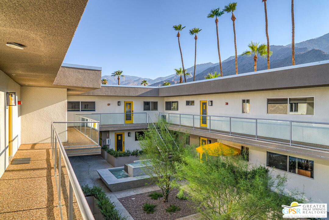 588 East San Lorenzo Road, Unit 202 Palm Springs, CA 92264 - Photo 42 of 70