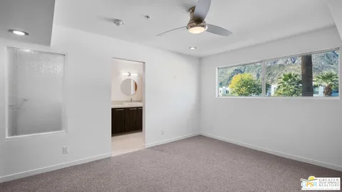 $549,900 | 588 East San Lorenzo Road, Unit 202, Palm Springs, CA 92264