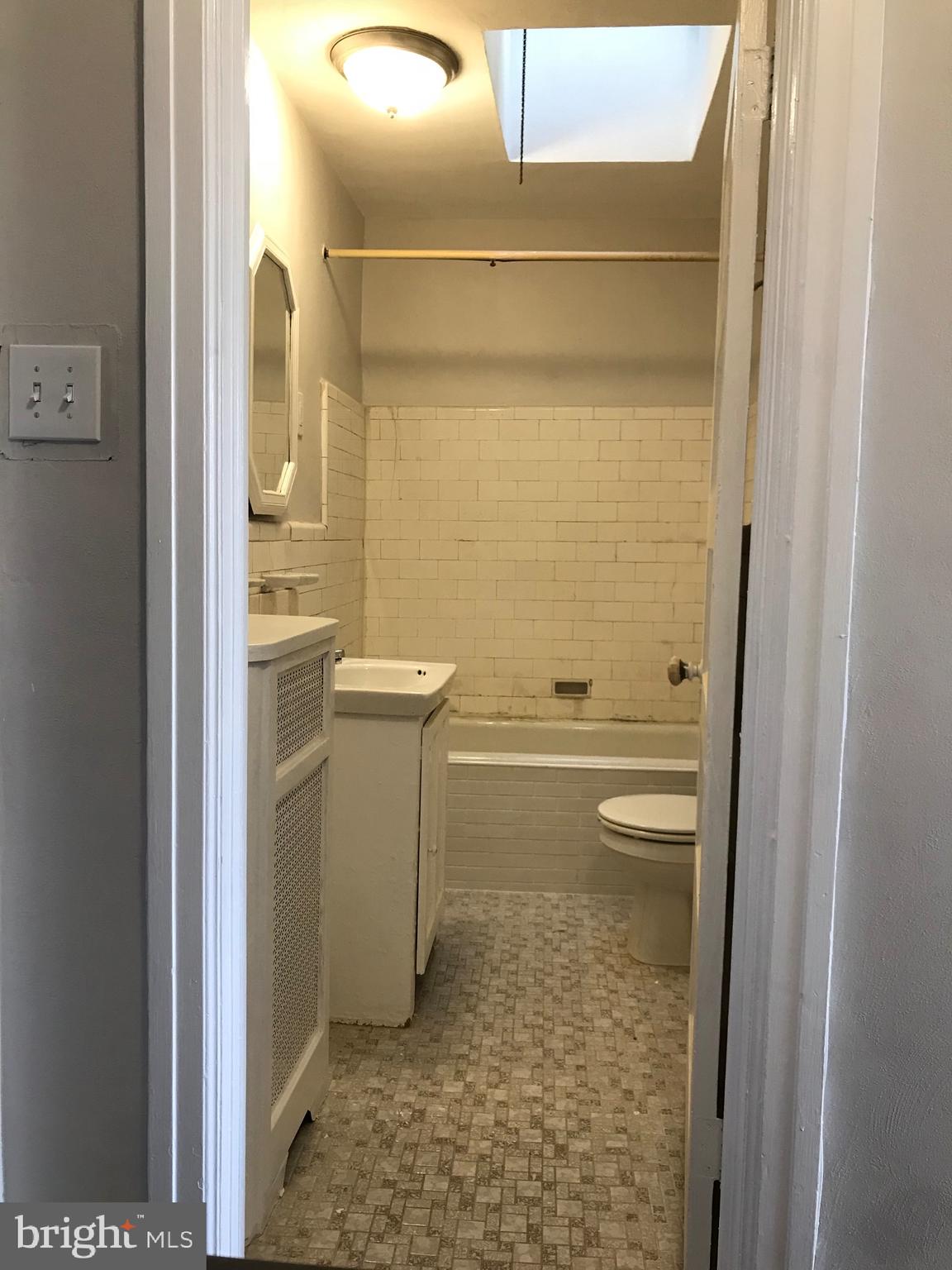 540 Millbank Road Upper Darby, PA 19082 - Photo 11 of 17