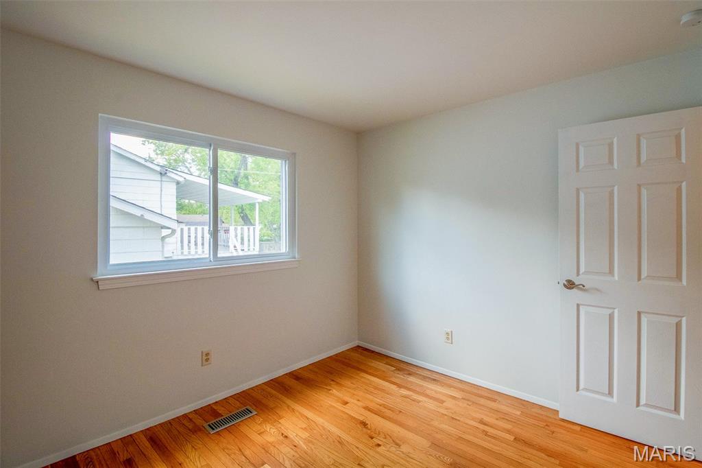 345 Novara Drive Ballwin, MO 63021 - Photo 11 of 43