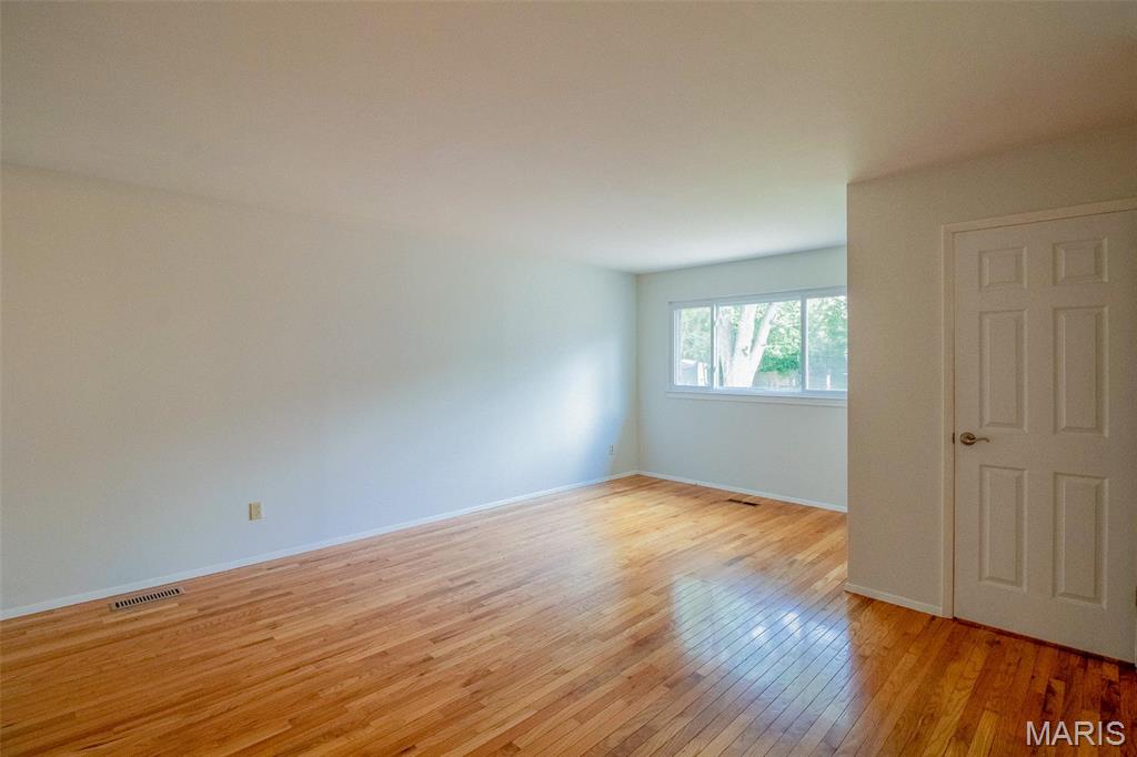 345 Novara Drive Ballwin, MO 63021 - Photo 16 of 43