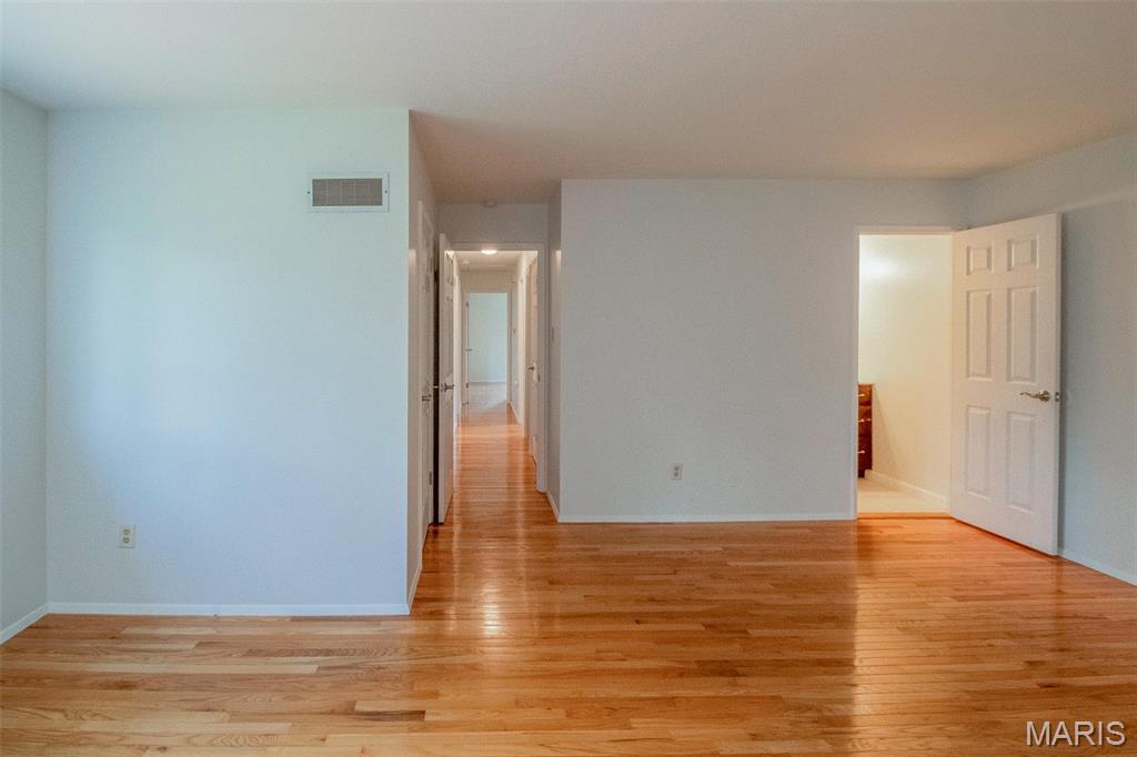 345 Novara Drive Ballwin, MO 63021 - Photo 19 of 43