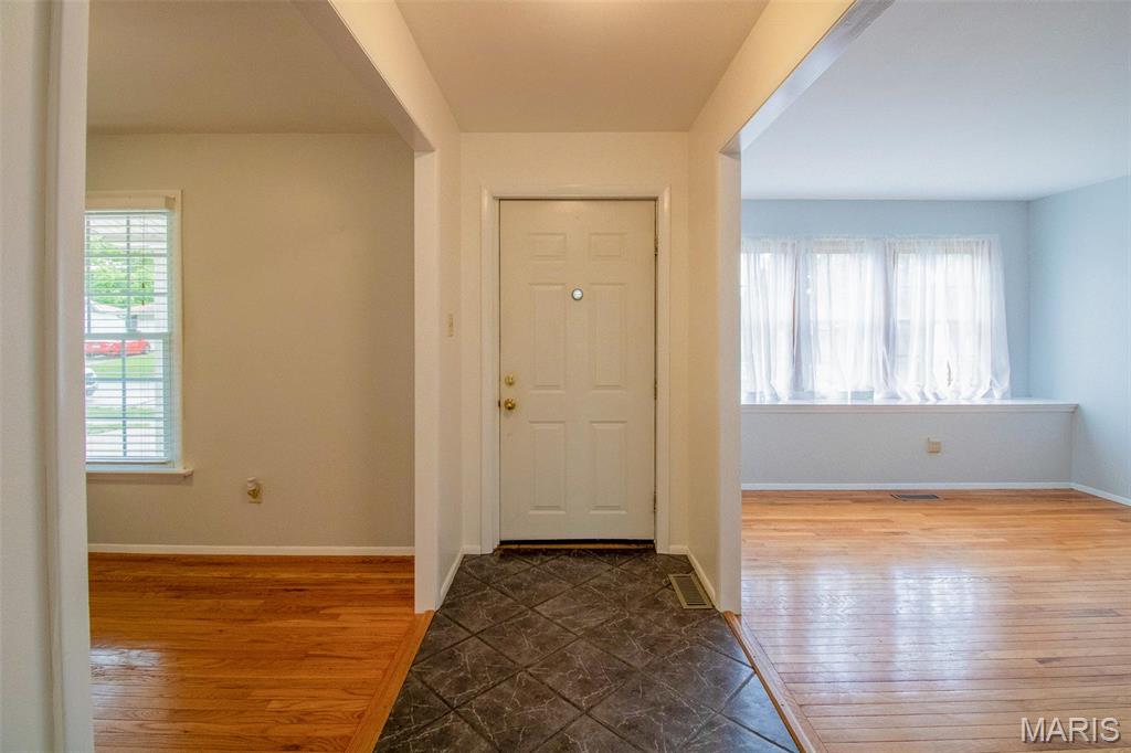 345 Novara Drive Ballwin, MO 63021 - Photo 21 of 43