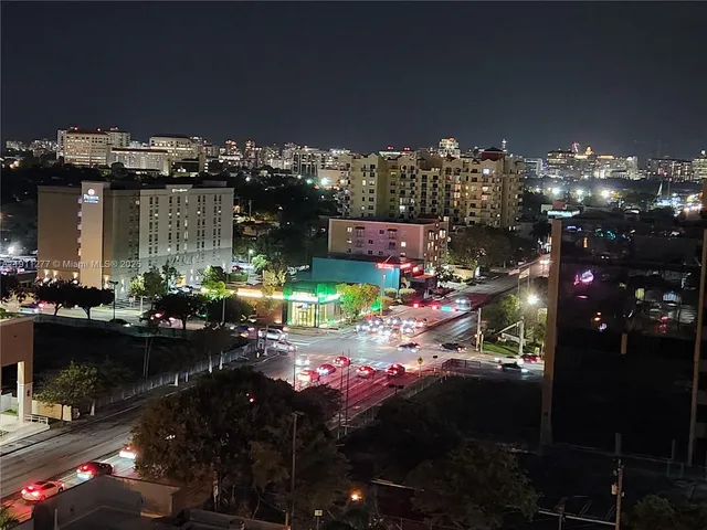 $425,000 | 4242 Northwest 2nd Street, Unit 1202, Miami, FL 33126