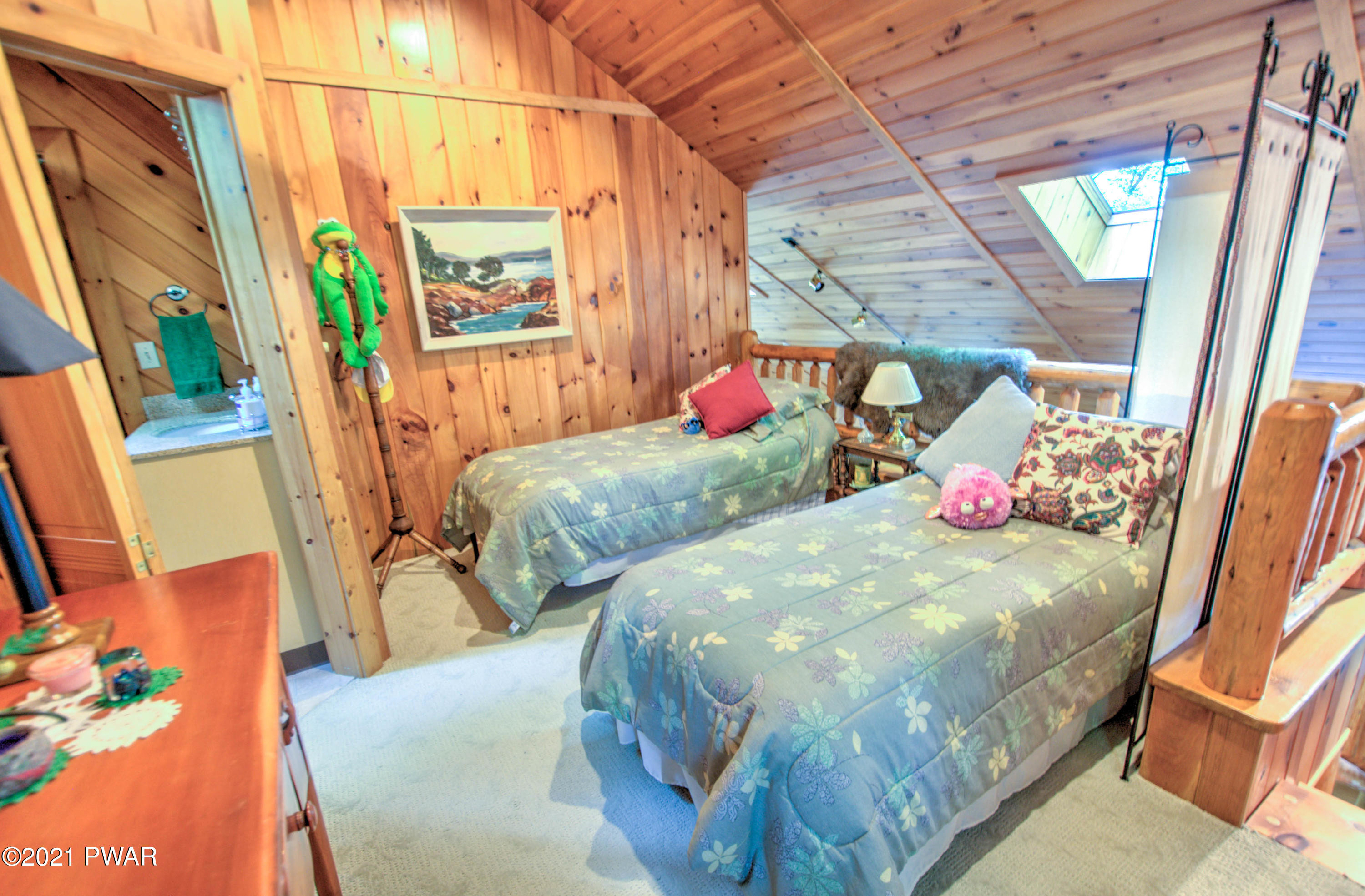 104 Paupack Point Road Hawley, PA 18428 - Photo 23 of 49 23-Bedroom 2