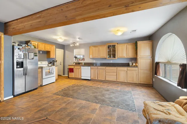 $389,000 | 801 West Mahoney Street, Winslow, AZ 86047