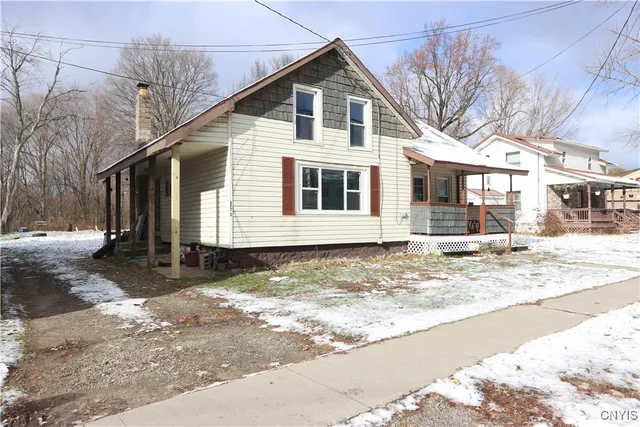 $199,900 | 6095 North Main Street, Sandy Creek, NY 13145