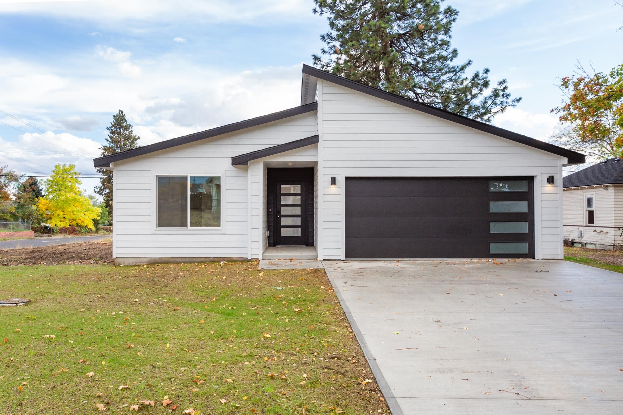 1023 East Decatur Avenue Spokane, WA 99208 - Photo 1 of 15 Gallery Image 1