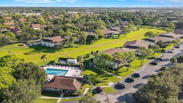 $2,400 | 6341 Chasewood Drive, Unit C, Jupiter, FL 33458