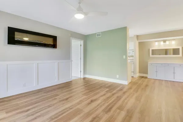 $2,400 | 6341 Chasewood Drive, Unit C, Jupiter, FL 33458