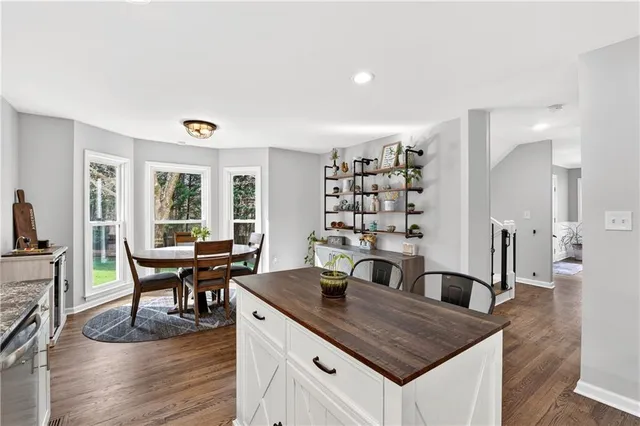 $775,000 | 325 Saddle Creek Circle, Roswell, GA 30076