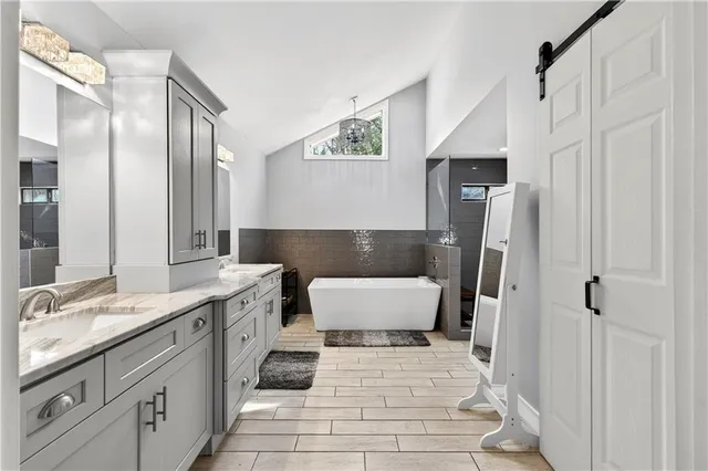 $775,000 | 325 Saddle Creek Circle, Roswell, GA 30076