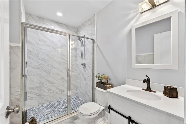 $775,000 | 325 Saddle Creek Circle, Roswell, GA 30076