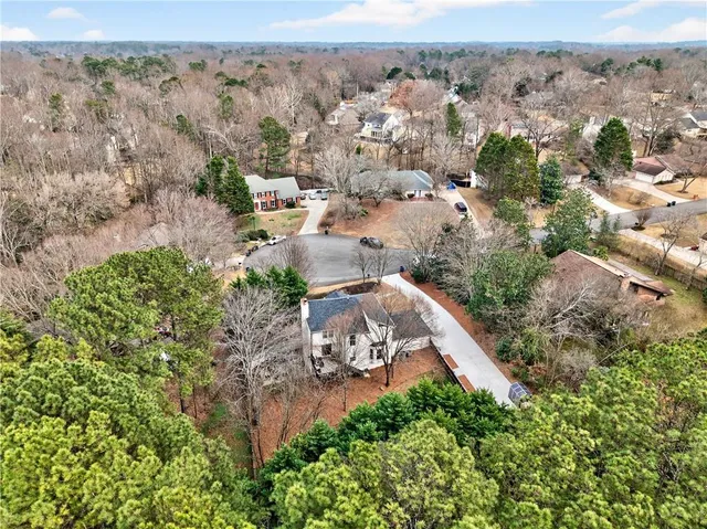 $775,000 | 325 Saddle Creek Circle, Roswell, GA 30076