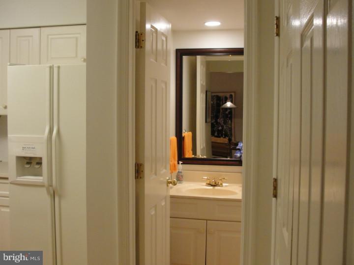 58 Wellfleet Lane Chesterbrook, PA 19087 - Photo 15 of 25 Half Bath