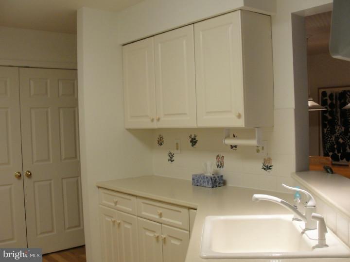 58 Wellfleet Lane Chesterbrook, PA 19087 - Photo 5 of 25 Kitchen