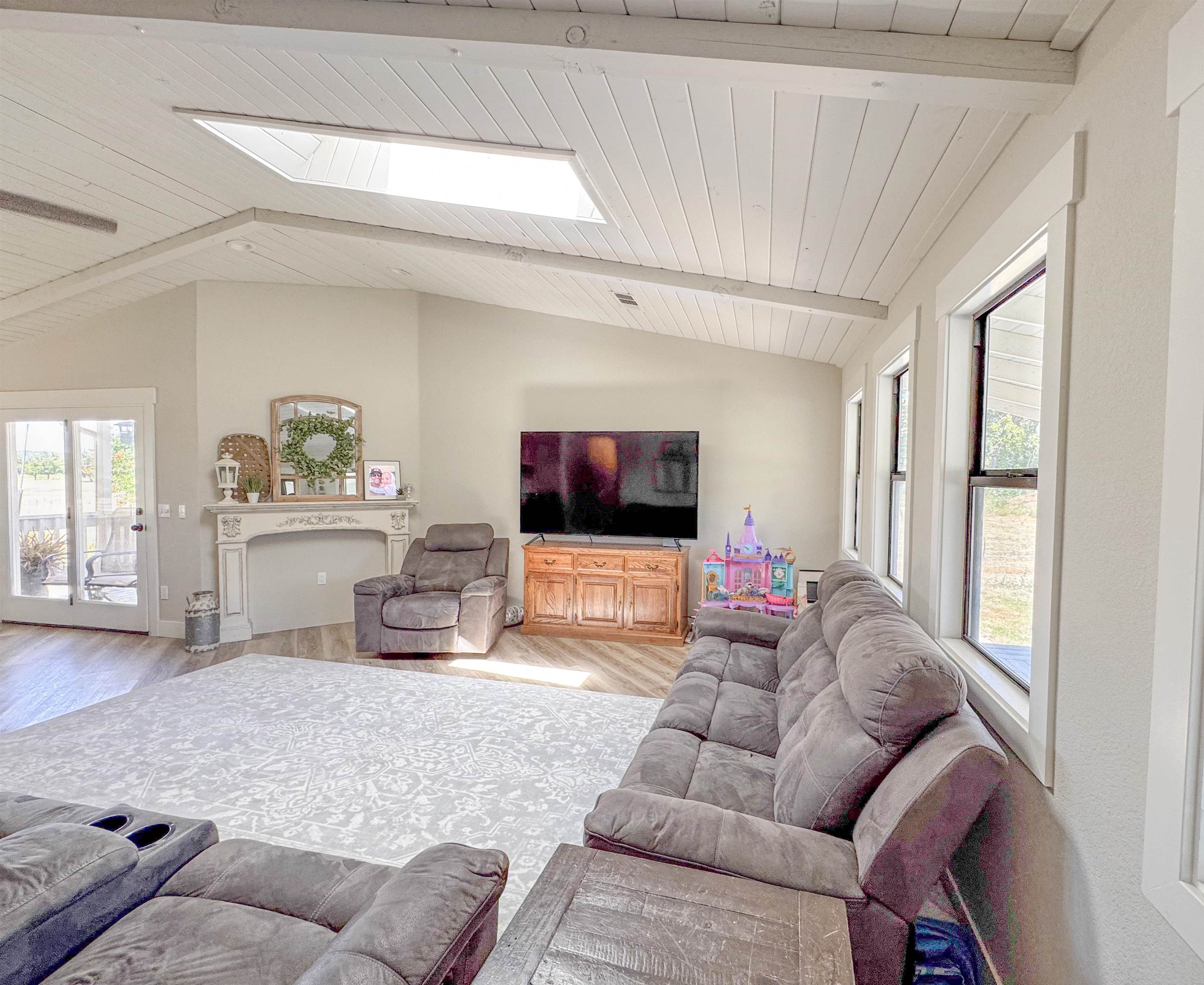 23260 Hogsback Road Red Bluff, CA 96080 - Photo 4 of 15