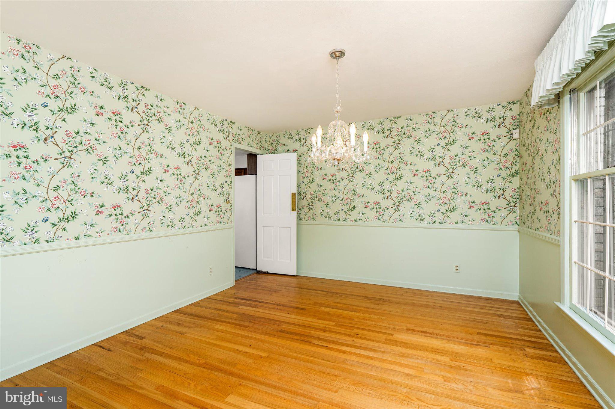 5 Nelson Ridge Road Princeton, NJ 08540 - Photo 7 of 35 Dining room