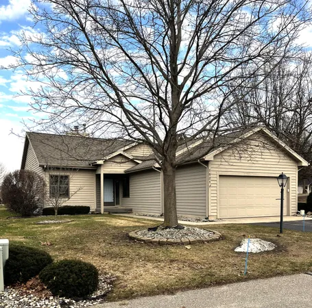 $374,000 | 1821 Spring Meadow Court Southeast, Unit 29, Caledonia, MI 49316