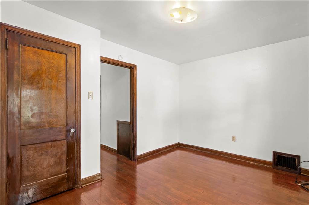 333 Greenlee Road Pittsburgh, PA 15227 - Photo 16 of 31