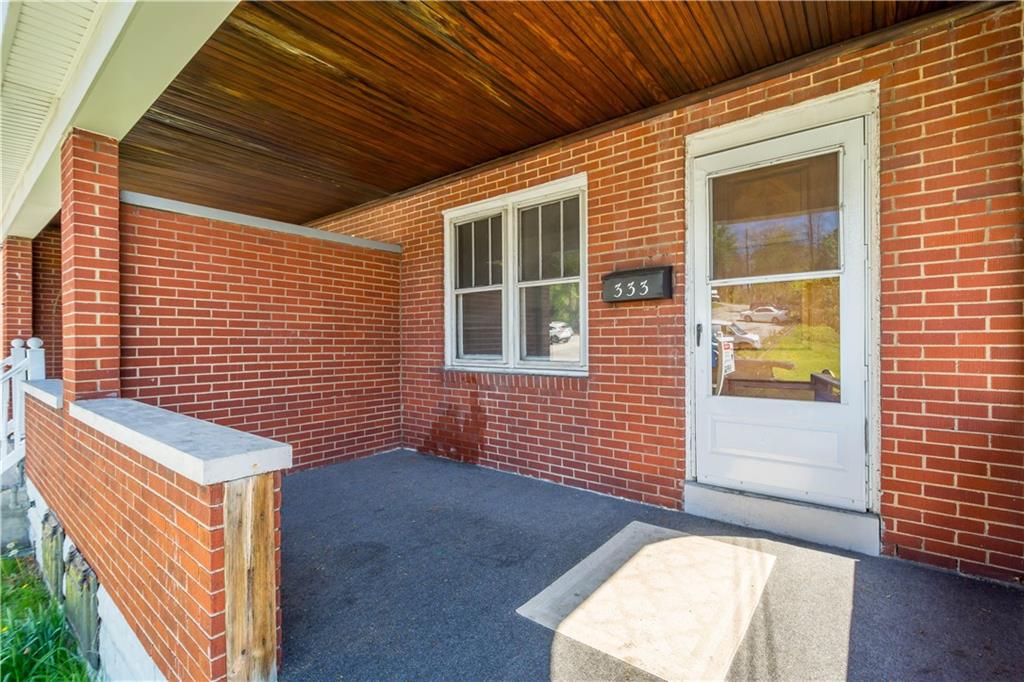 333 Greenlee Road Pittsburgh, PA 15227 - Photo 4 of 31