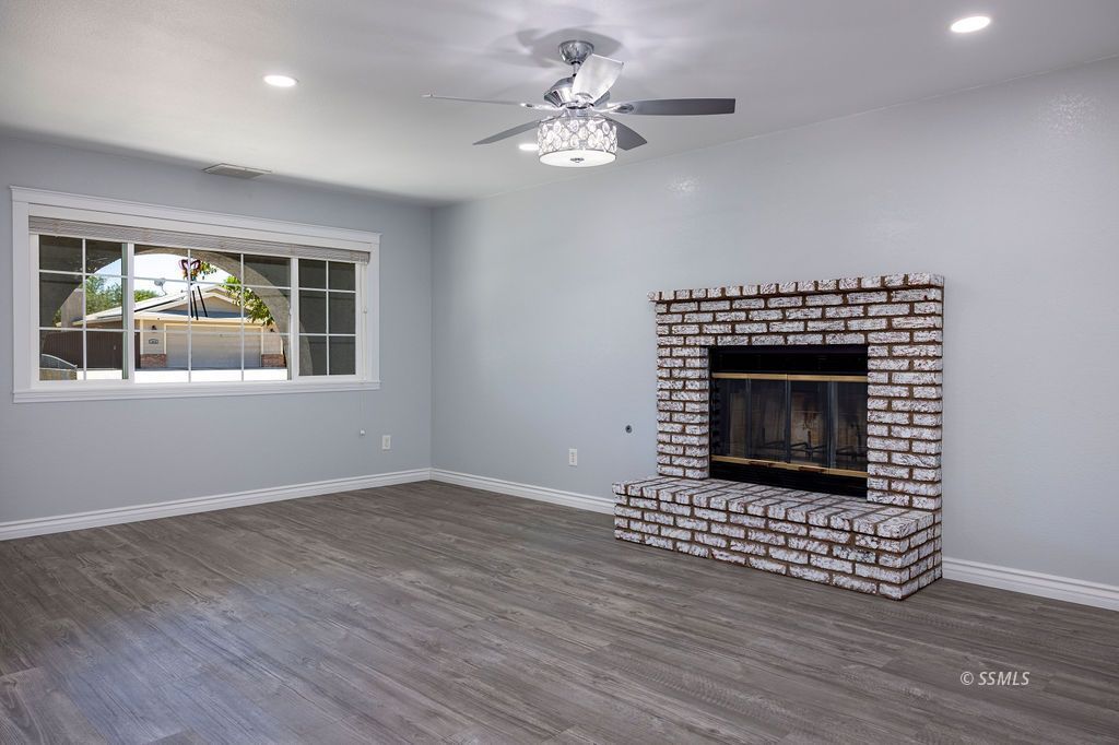 316 East Haloid Avenue Ridgecrest, CA 93555 - Photo 10 of 36 Gallery Image 10