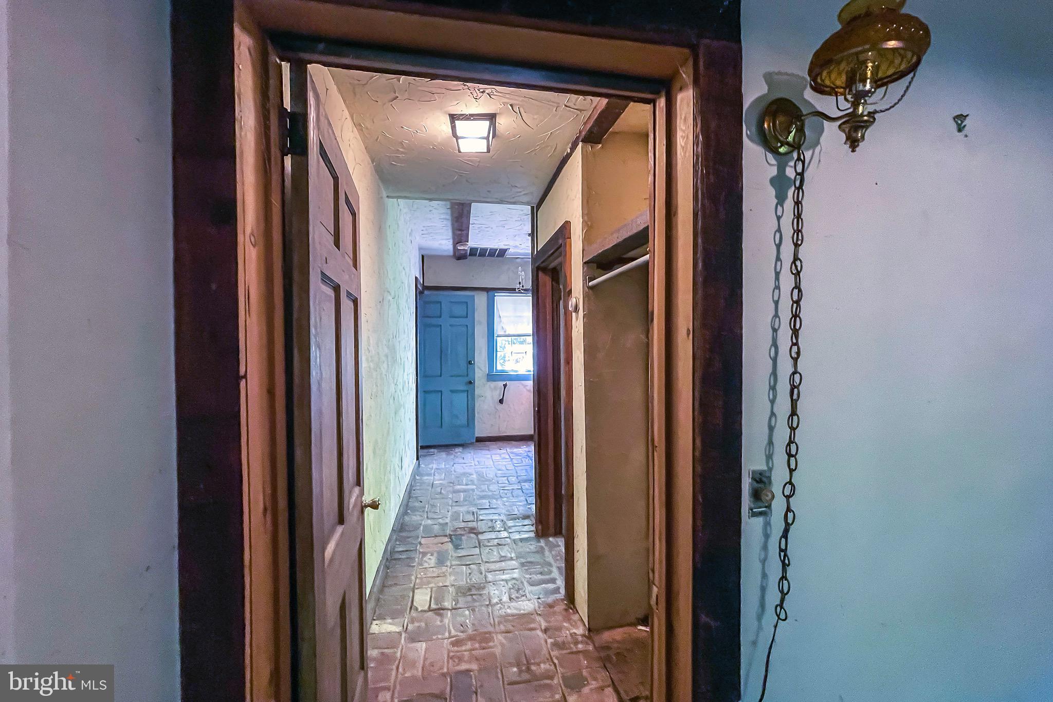 100 Longview Drive Alexandria, VA 22314 - Photo 44 of 53 Garage Apartment