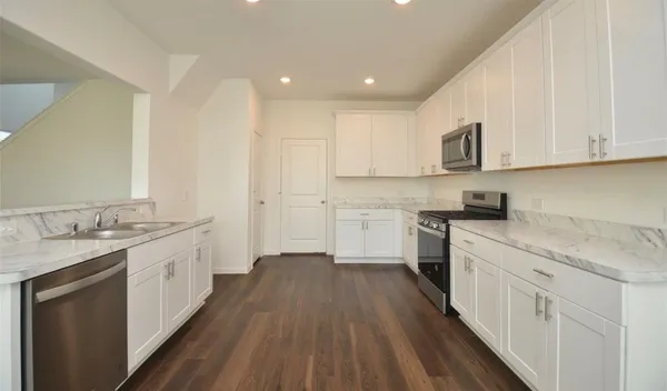 $2,300 | 16412 Big Hickory Drive, Conroe, TX 77302