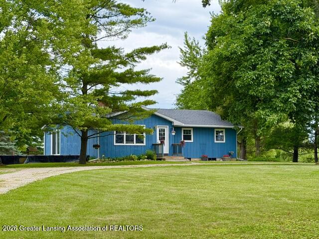 9230 West Howe Road Eagle, MI 48822 - Photo 1 of 29 IMG_5050