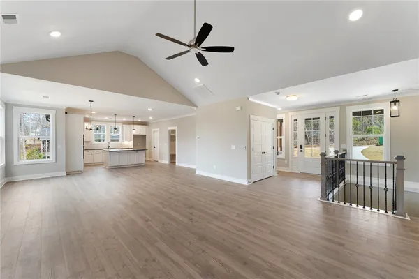 $794,900 | 2610 Dog Leg Lane, Seneca, SC 29678