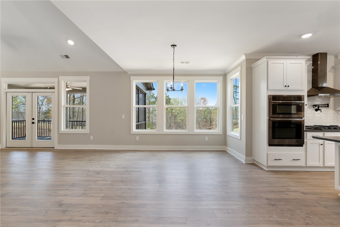 2610 Dog Leg Lane Seneca, SC 29678 - Photo 5 of 29