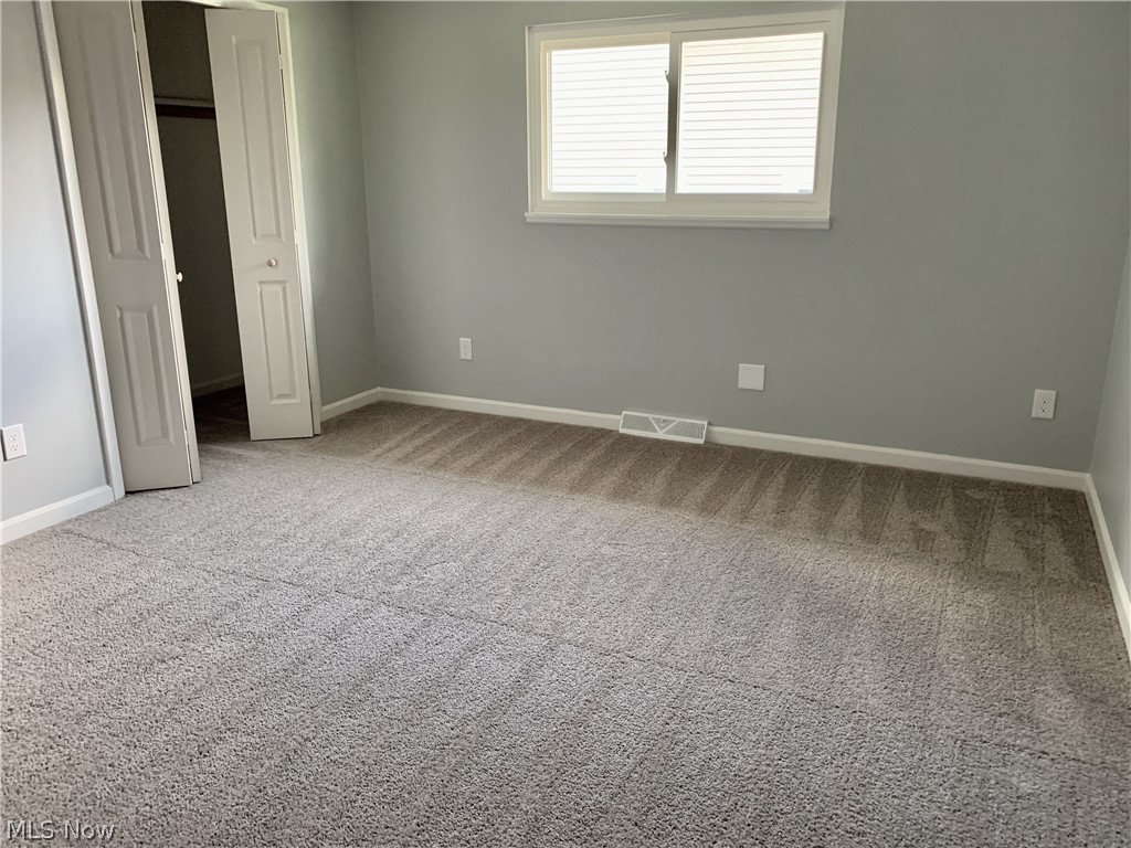 18124 Drake Road Strongsville, OH 44136 - Photo 18 of 27 Master bedroom w/ privacy window