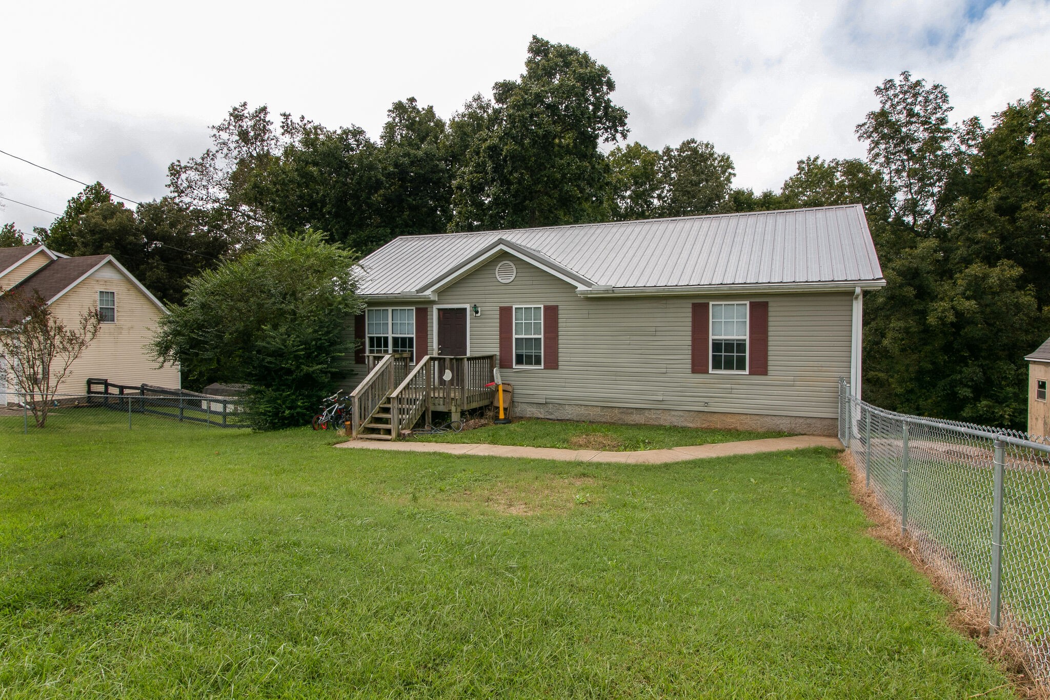 3221 Backridge Road Woodlawn, TN 37191 - Photo 3 of 24 Gallery Image 3