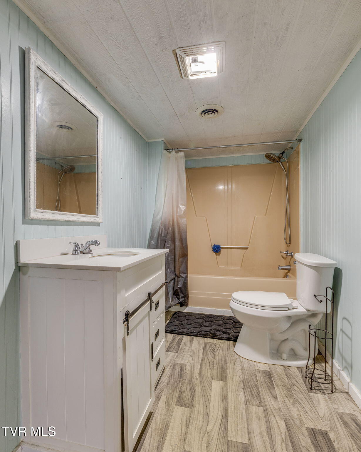 212 Weaver Hill Road Johnson City, TN 37601 - Photo 20 of 26 010