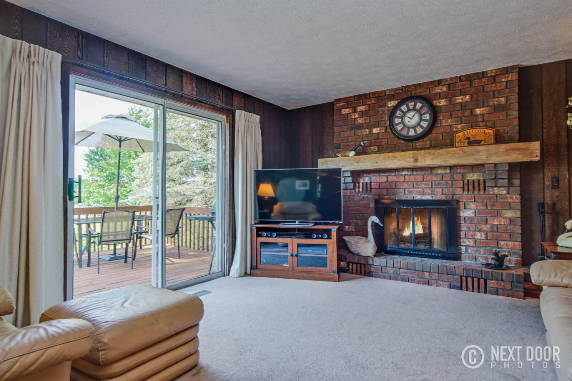 90 Indian Lakes Road Northeast Sparta, MI 49345 - Photo 29 of 72 Living Room