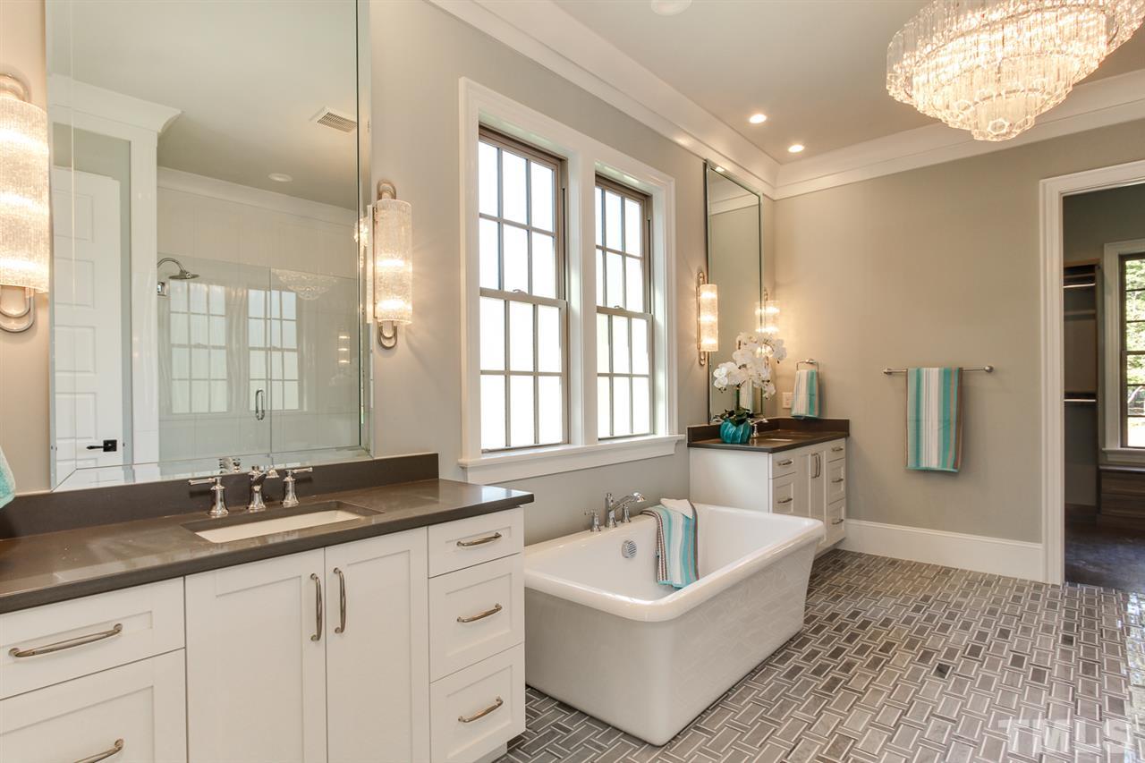 11428 Royal Amber Way Raleigh, NC 27614 - Photo 13 of 25 Gallery Image 13