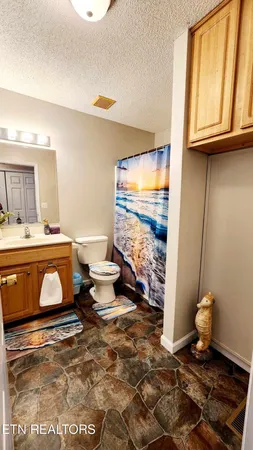 $280,000 | 2904 Boyds Creek Highway, Unit 4, Sevierville, TN 37876